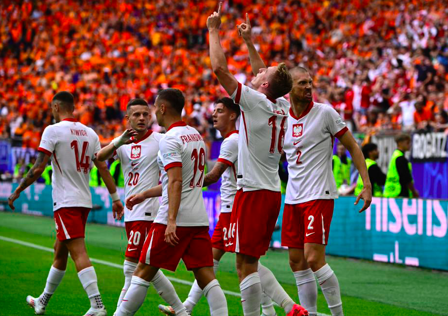 关于莱万多夫斯基意外战胜利物浦，爆冷引爆全场！的信息