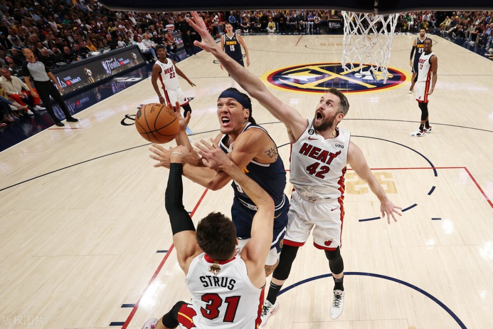 九游体育今晨亚特兰大队长鼓劲：NBA常规赛节点到来；压力陡增；阵容厚度经受考验的简单介绍