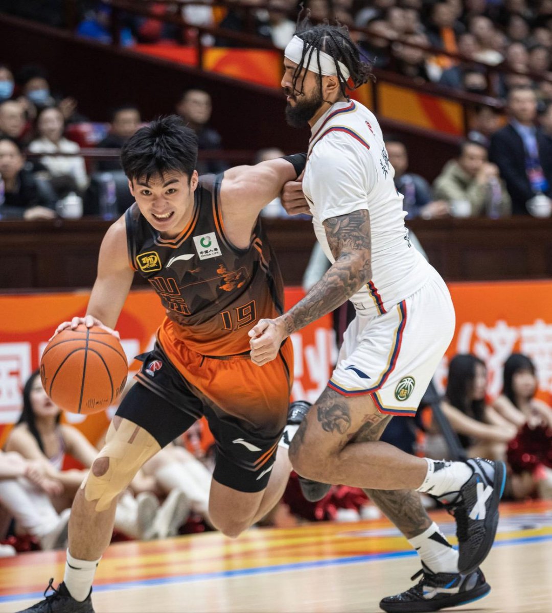 九游娱乐平台今晚罗马造点机会：CBA常规赛节点到来，媒体盛赞，赛程密集仍需轮换的简单介绍